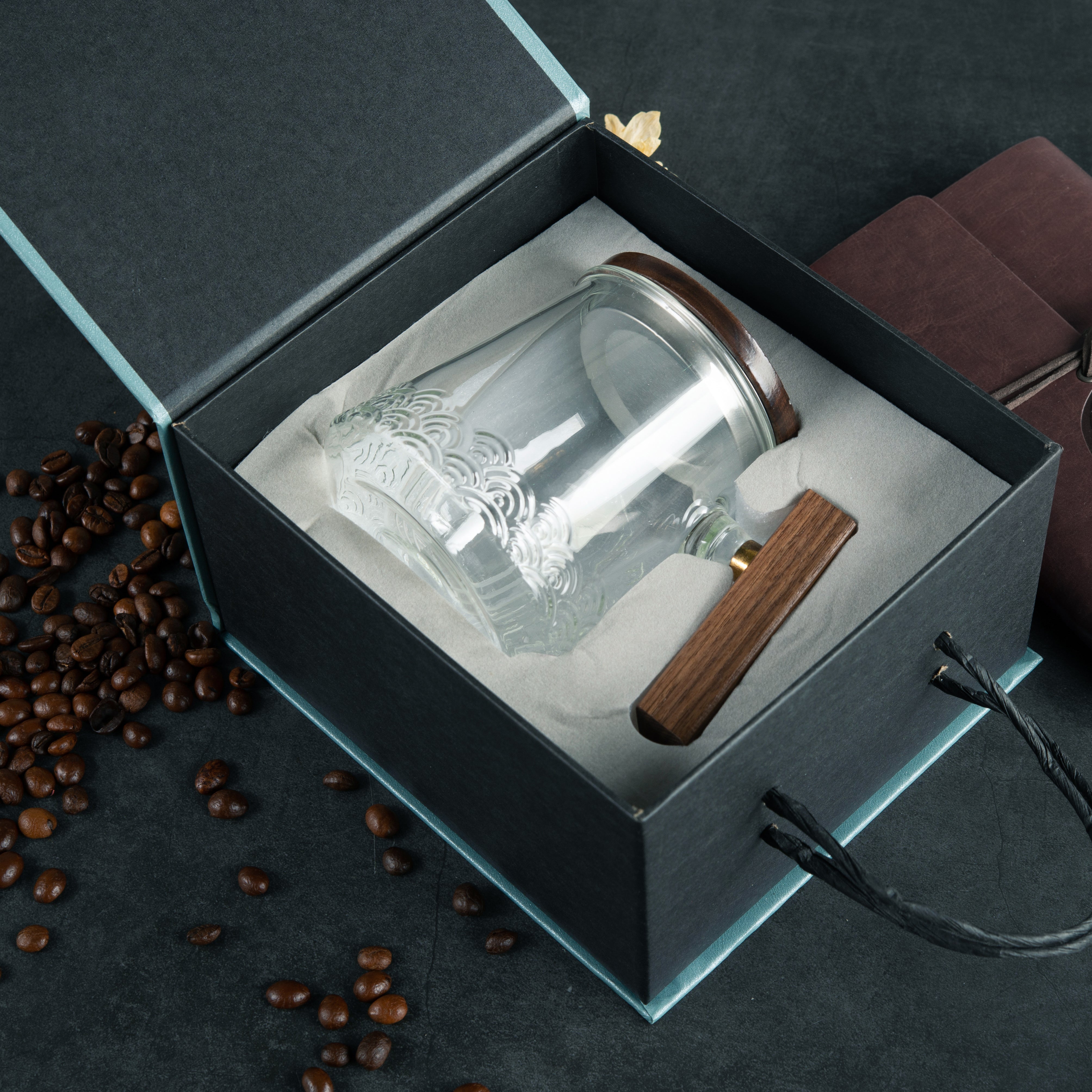 Goldfish Glass Coffee& Tea Mug – Elegant & Heat-Resistant