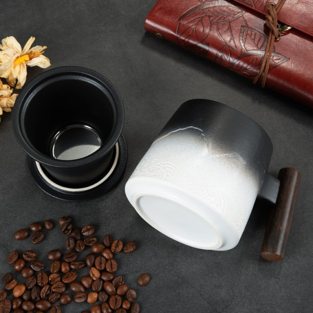 Mountain View Mug – Elegant Ceramic for Tea & Coffee